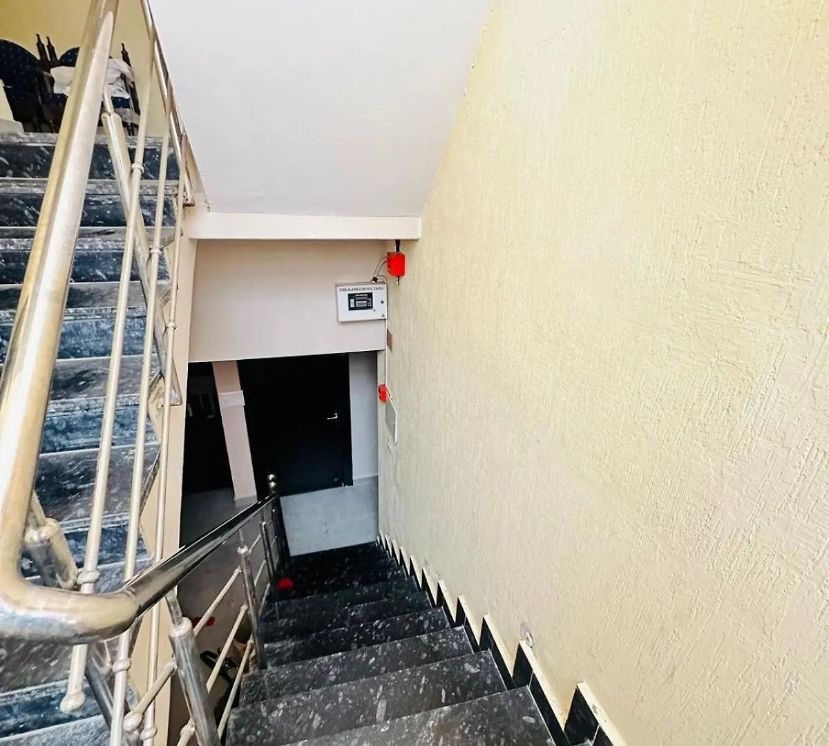 Hotel Psr Prem-Shobha Residency ! Varanasi Fully-Air-Conditioned Hotel At Prime Location With Off Site Parking Availability, Near Kashi Vishwanath Temple, And Ganga Ghat - 2 India